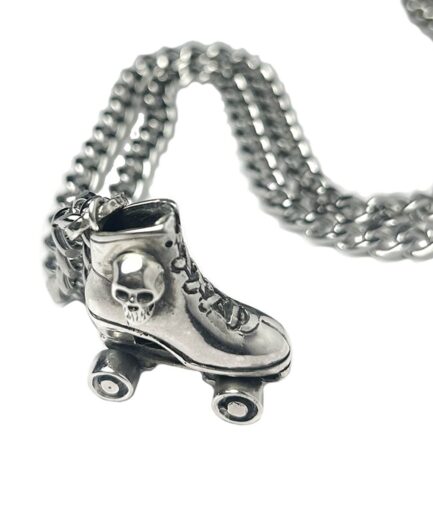 ROCK N ROLLER Necklace