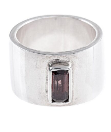TUBE GARNET Ring ONE OF A KIND