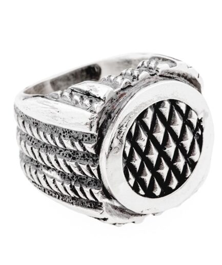 KNIGHT Ring